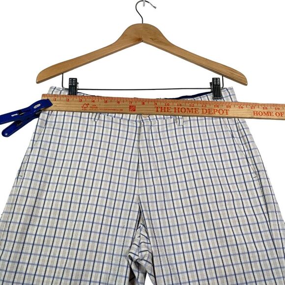 Tommy Bahama Shorts Mens 30 Blue‎ Plaid Performance Flat Front Chino Golf 11" - Picture 4 of 9